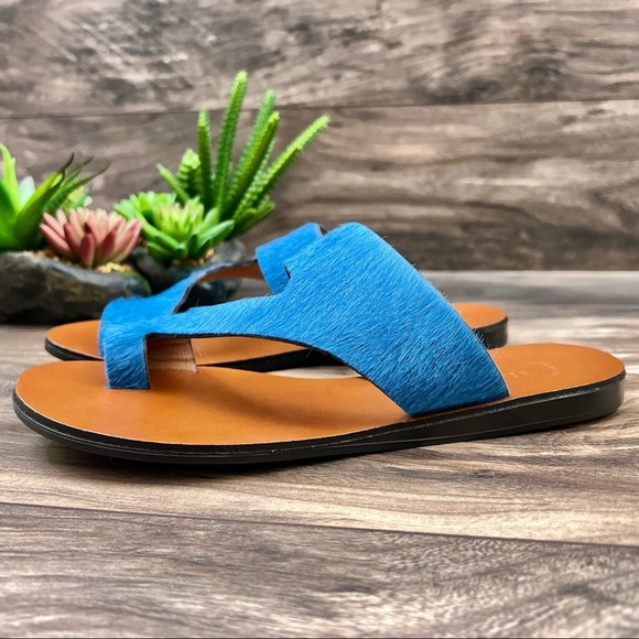 NIB Kenneth Cole Asymmetric Palm Sandal Thong Toe Loop Flip Flop Blue Real Fur - Picture 4 of 11